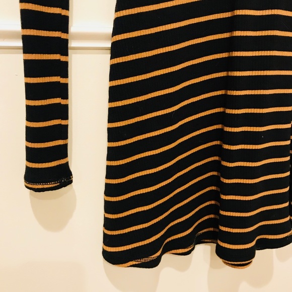 Striped Urban Outfitters turtleneck dress - Picture 3 of 4